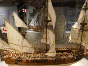 Altes Schiffsmodell im Maritimen Museum