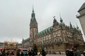 Außenansicht des Hamburger Rathauses