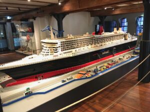 Legoschiff Queen Mary 2 im IMM