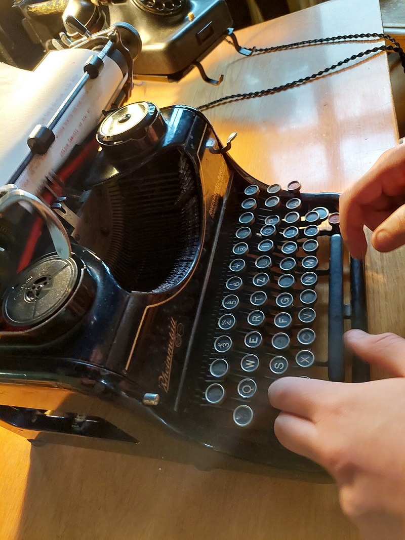 Alte Schreibmaschine im Polizeimuseum Hamburg