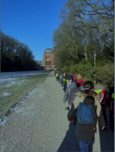 An der Elbe im Planetarium